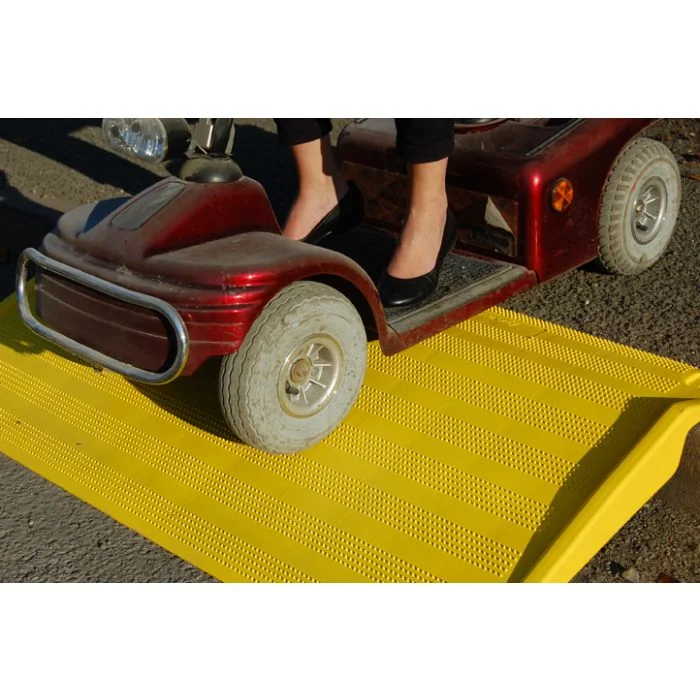 Trottoir oprijdrempel HDPE