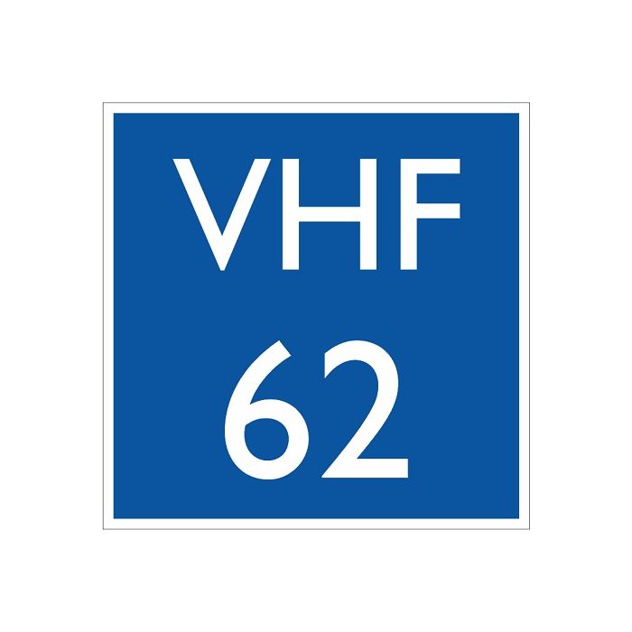 Scheepvaartbord E.23 / Marifoonkanaal voor nautische informatie, bijvoorbeeld kanaal 62