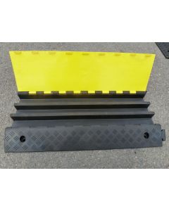 Kabeldrempel rubber met plastic klep 90 x 50 x 7 cm