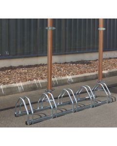 Verzinkt fietsenrek voor 5 fietsen, face to face schikking, fietsen staan op 1 niveau, afmeting 132 x 33 x 26 cm (lengte x breedte x hoogte)