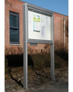 Vrijstaande vitrine enkelzijdig