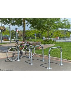 Gegalvaniseerde fietsbeugel, buisdiameter Ø 50 mm met voetplaat