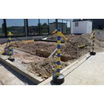 Versterkte kunststof kettingpaal met binnenin aluminium buis