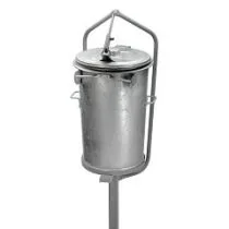 Staalverzinkte buitenafvalbak met pedaalframe 90 liter