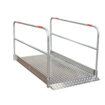 Loopbrug in aluminium met leuningen, 220 x 100 cm