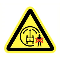 Niet binnen draaicirkel komen.