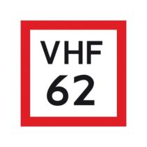 Scheepvaartbord B.11b / Verplichting gebruik te maken van de marifoon overeenkomstig de daartoe bij algemene regeling vastgestelde voorschriften, dan wel zich te melden op het aangegeven marifoonkanaal