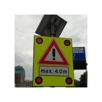 Solar LED attentiebord J37 met onderbord met doorrijhoogte