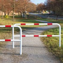 Veiligheidsbeugel Ø 60 mm, breedte 200 cm, verzinkt en gecoat, uitneembaar, wit/rood