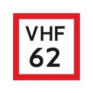 Scheepvaartbord B.11b / Verplichting gebruik te maken van de marifoon overeenkomstig de daartoe bij algemene regeling vastgestelde voorschriften, dan wel zich te melden op het aangegeven marifoonkanaal